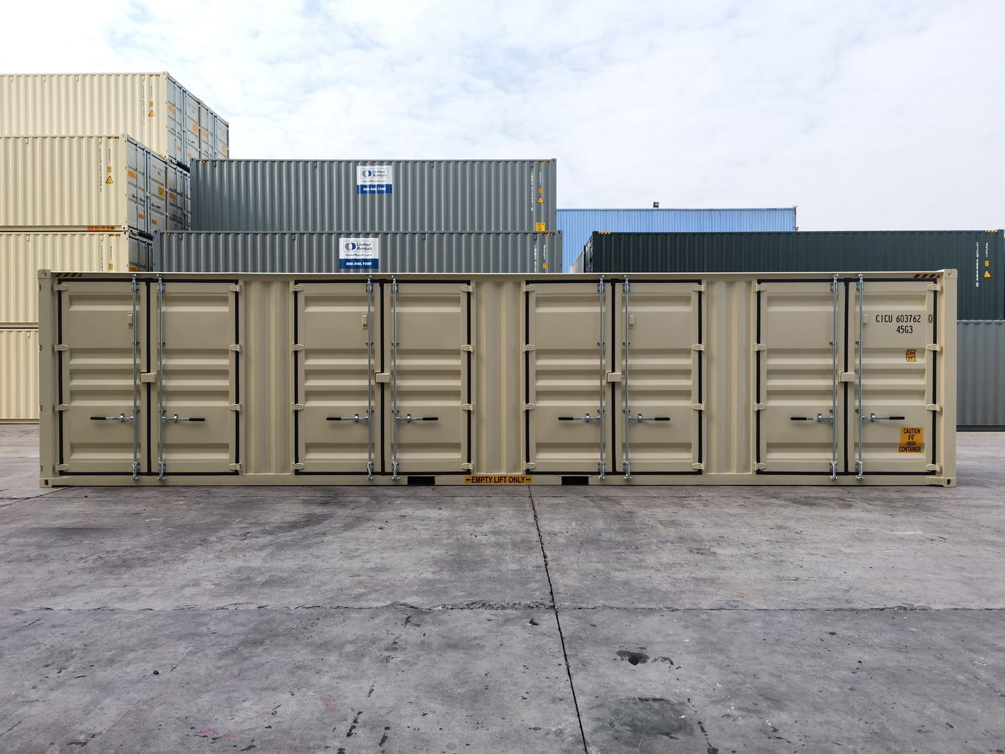 40ft high cube 4 door partition shipping container (New)